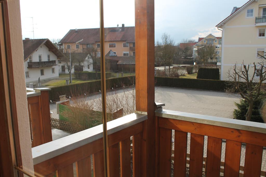 Hotel Garni Vogelsang Bad Fussing Room photo